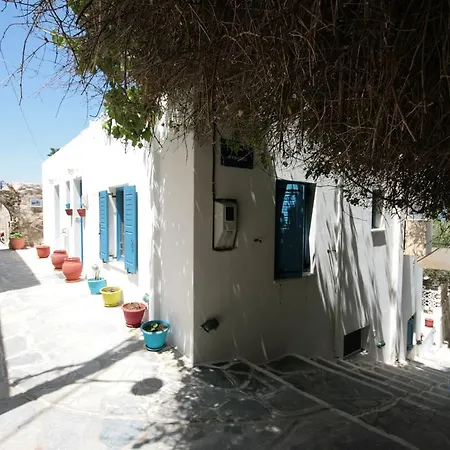 Bourgos Hotel apartamentowy Naxos City