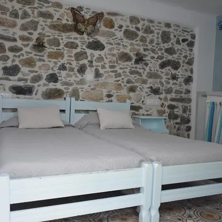 Bourgos Hotel apartamentowy Naxos City