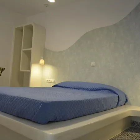Bourgos Hotel apartamentowy 2*